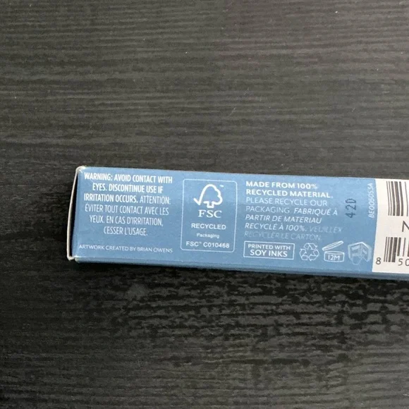 NEW IN BOX Tulip Tint Crispa Coral Lip and Cheek Balm - Picture 3 of 7